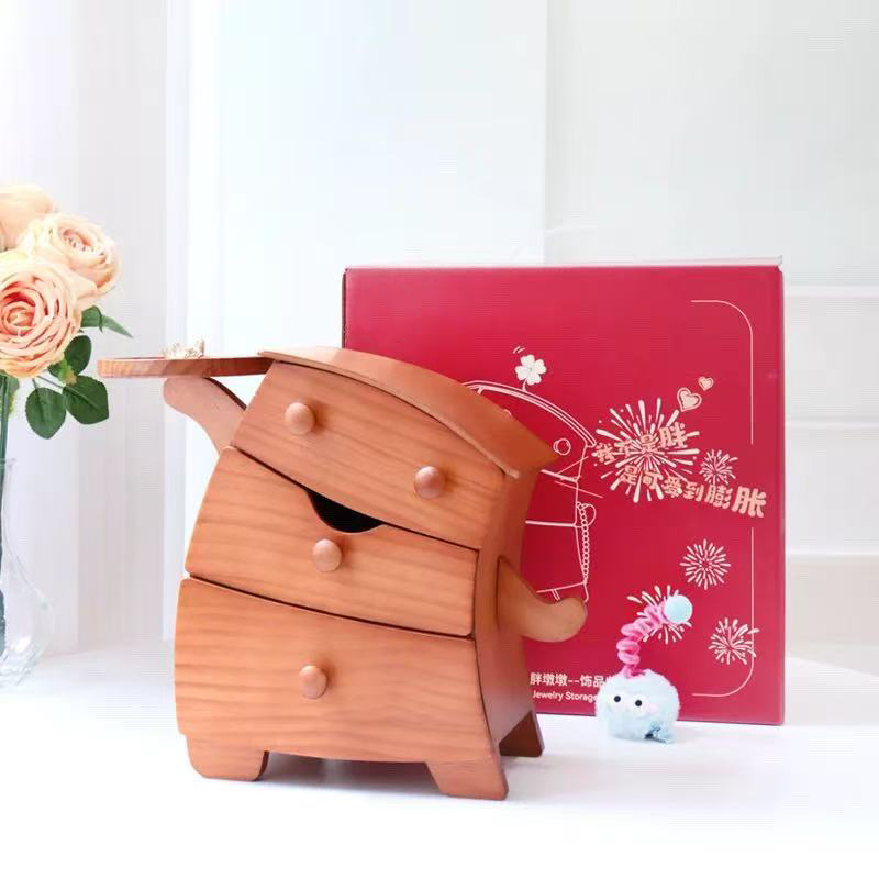 Rounded Pine Jewelry Organizer in Gift Box